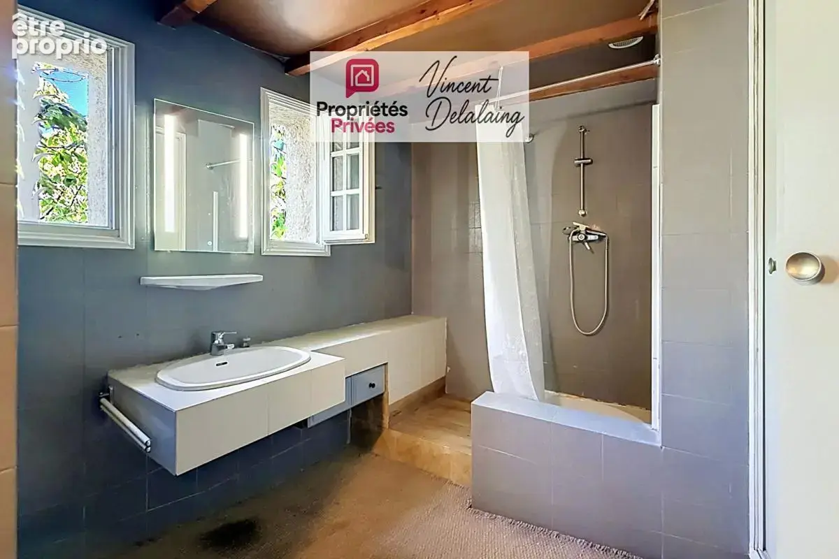 Maison individuelle T5 6 en R+1 avec sous-sol et garage sur grand terrain clos - photo 12