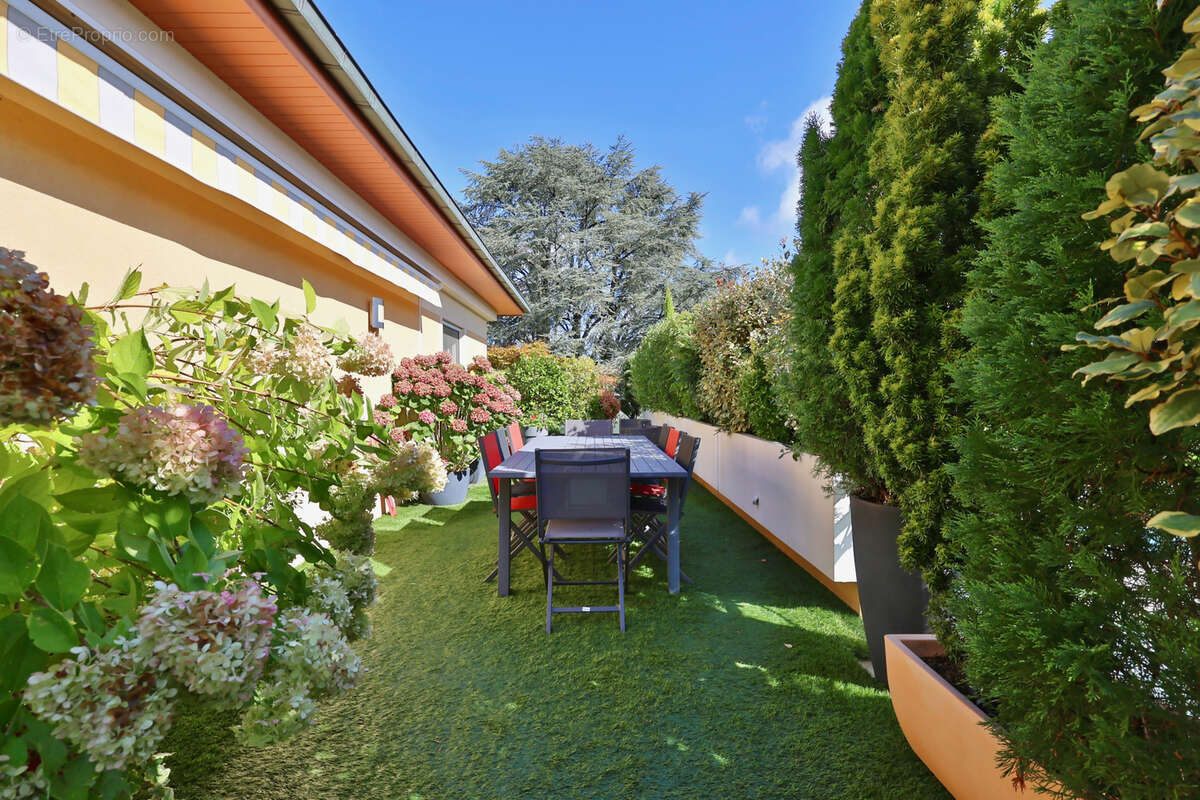 Appartement à TASSIN-LA-DEMI-LUNE