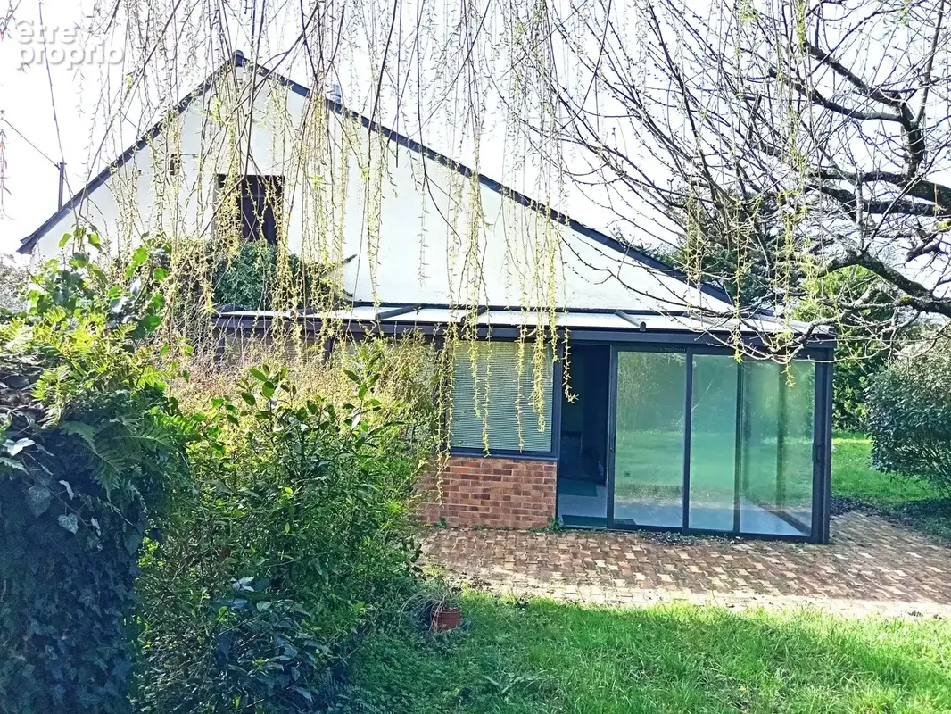 Maison à LIGNE
