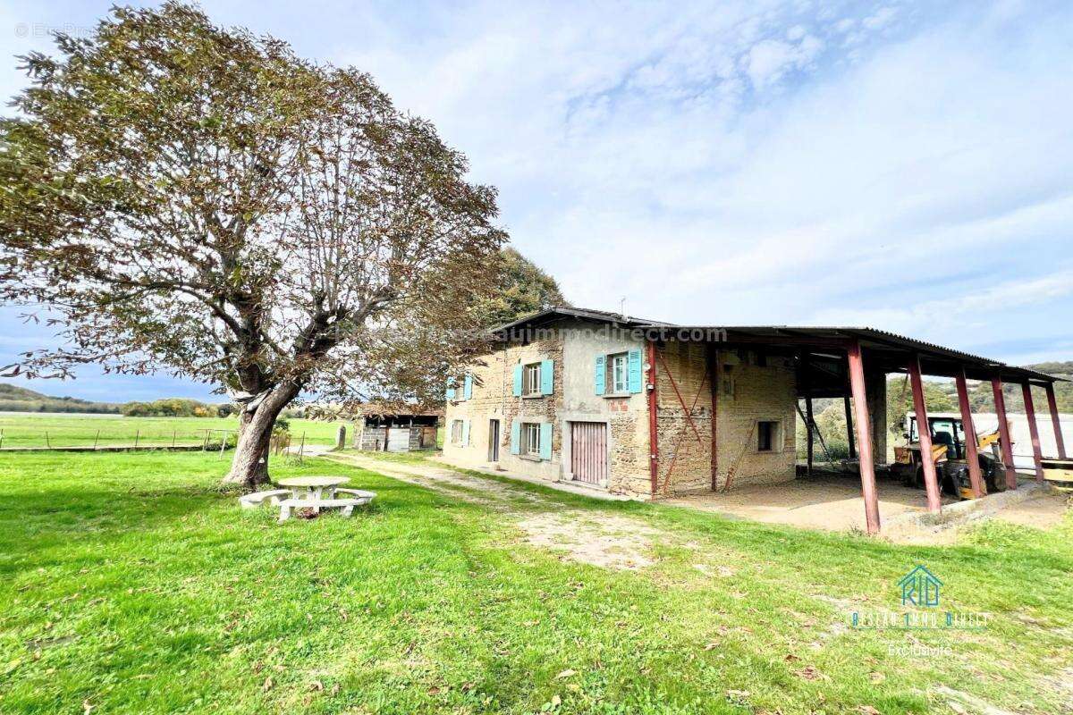 Maison à HAUTERIVES