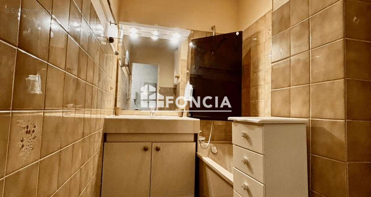 Appartement à SIX-FOURS-LES-PLAGES