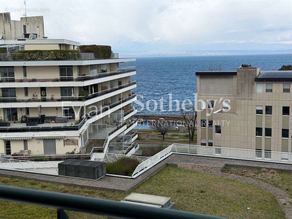 Appartement à EVIAN-LES-BAINS