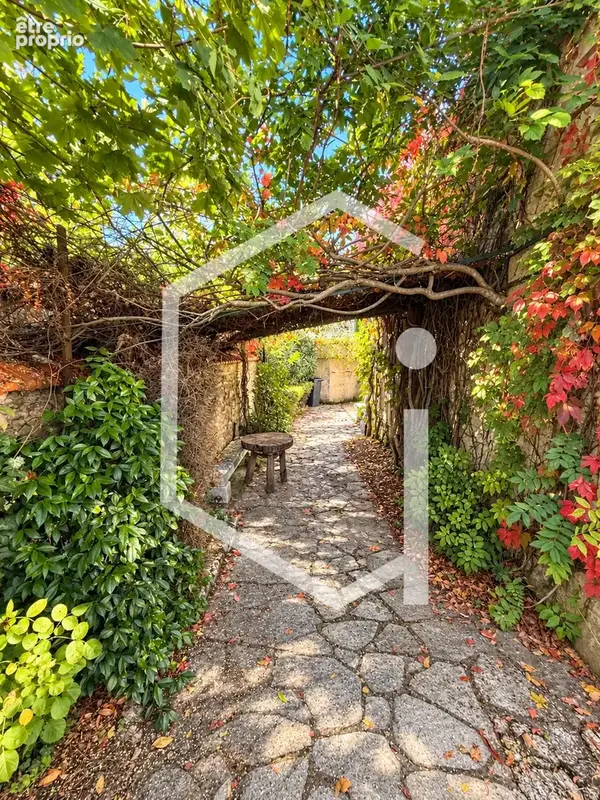 Entre La Charité et Pouilly, charmante maison avec terrasse et jardin potager - photo 9