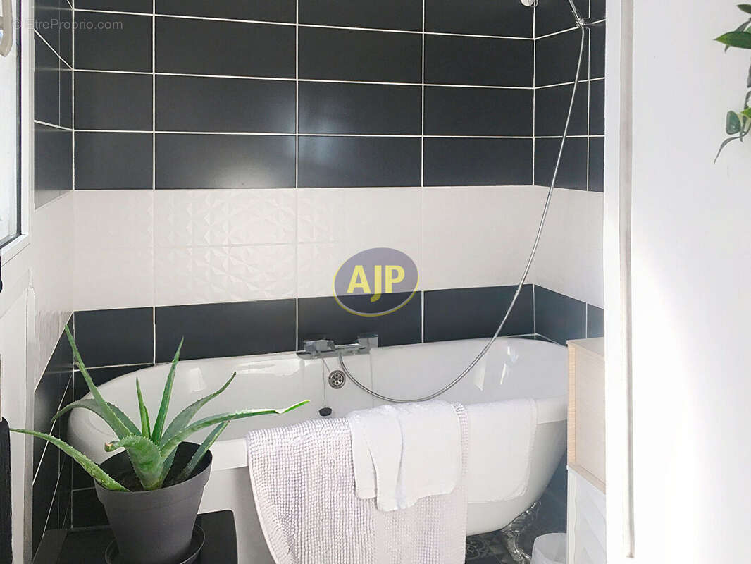 Maison à SAINT-MEDARD-EN-JALLES