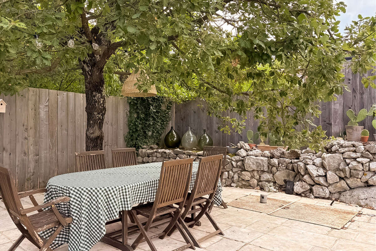 Maison à SAINT-MARTIN-DE-LONDRES