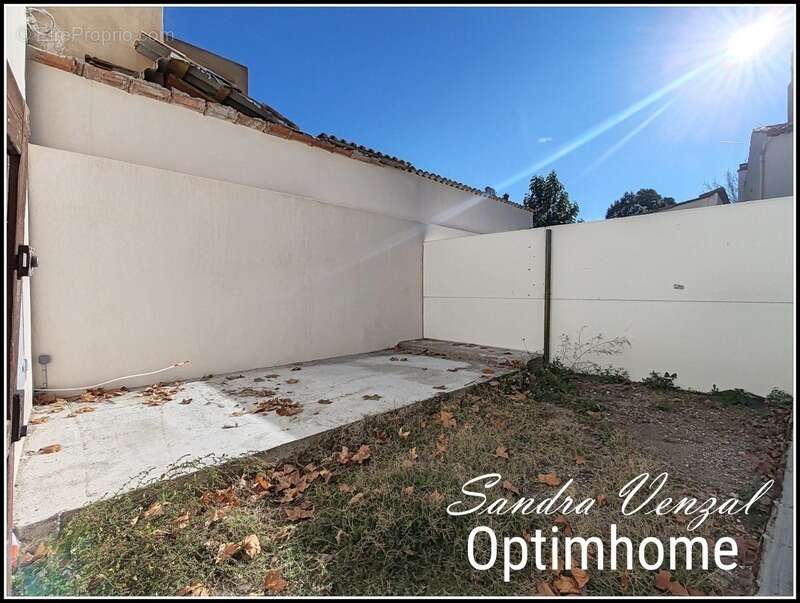 Appartement à VOLONNE