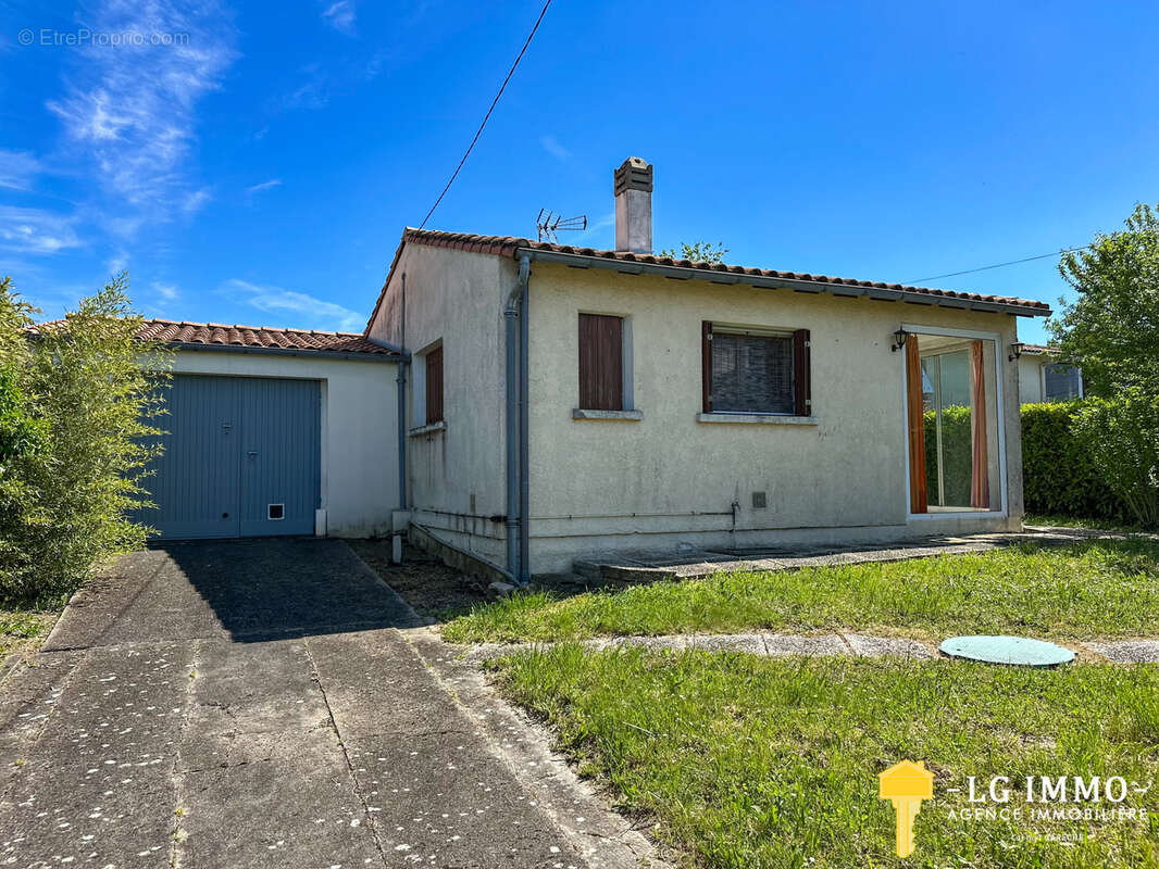 Maison à SEMUSSAC