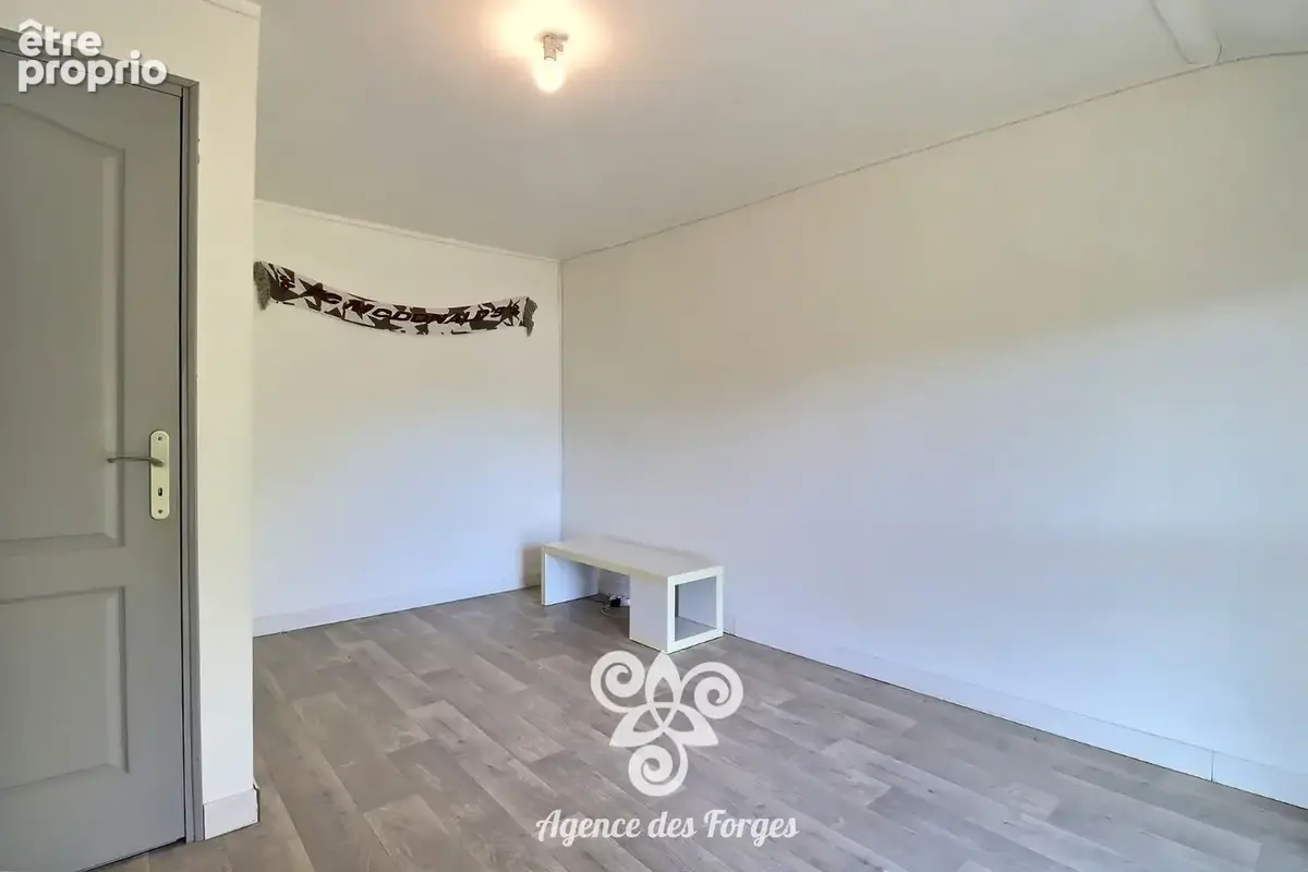Maison de 55m² / 2 chambres / jardin / dépendance / Montrevault Sur Evre - photo 8