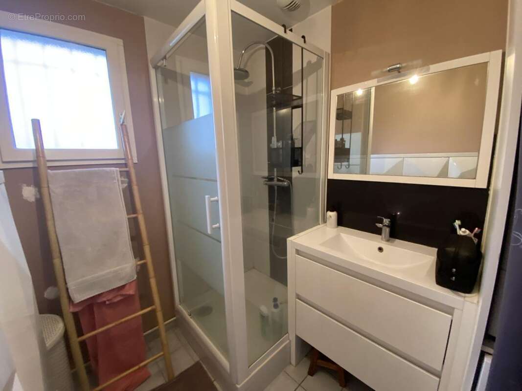 Maison à AMFREVILLE-LA-CAMPAGNE