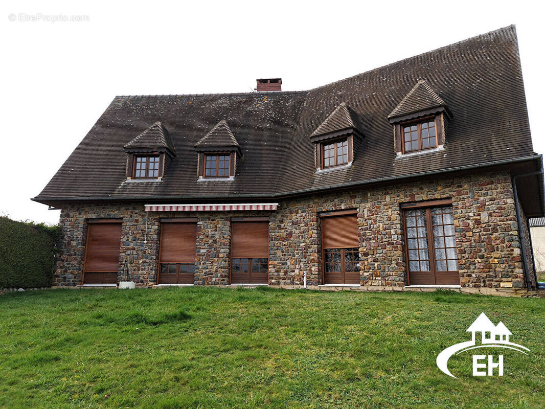 Maison à L'AIGLE