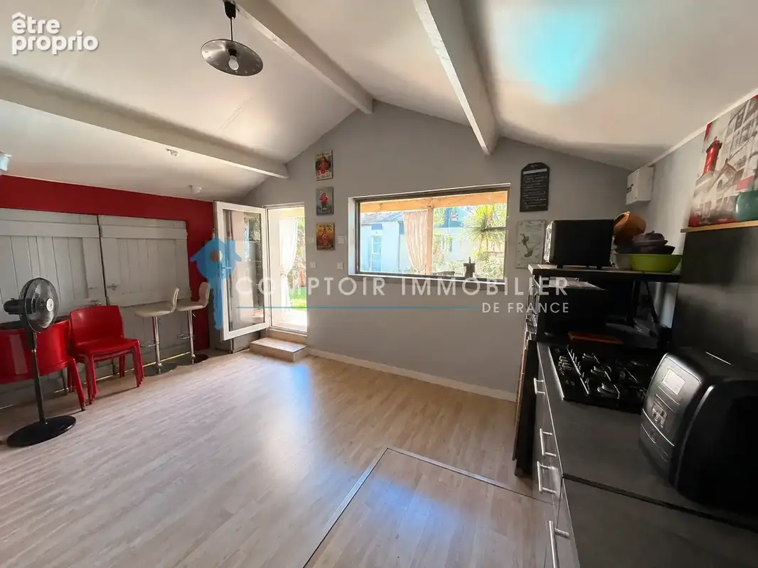 En exclusivité Vergèze, Villa de PP 130m2 sur 1000 m2 de terrain avec piscine et 4 chambres piscine et grand a - photo 18