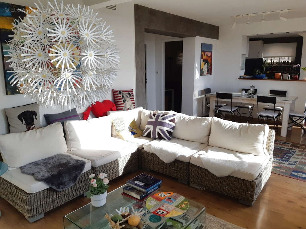 Appartement à HYERES