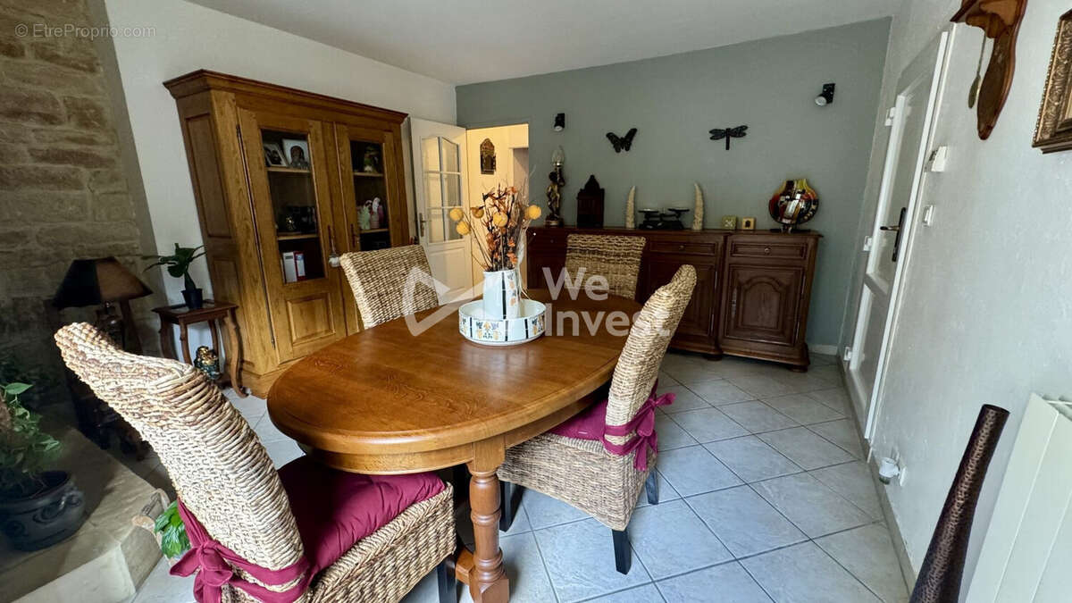 Maison à LISLE-EN-RIGAULT