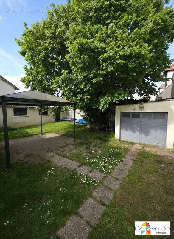 Maison à QUINCY-SOUS-SENART