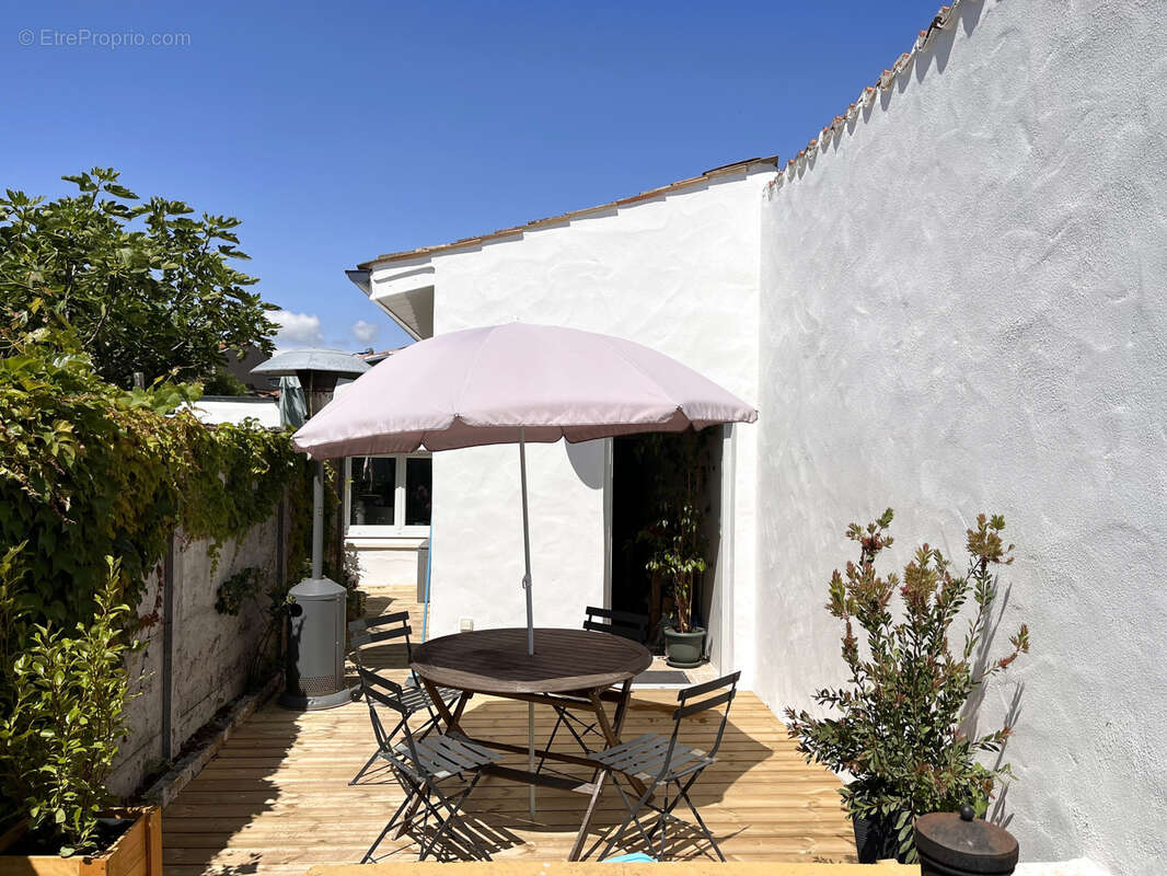 Maison à MESCHERS-SUR-GIRONDE