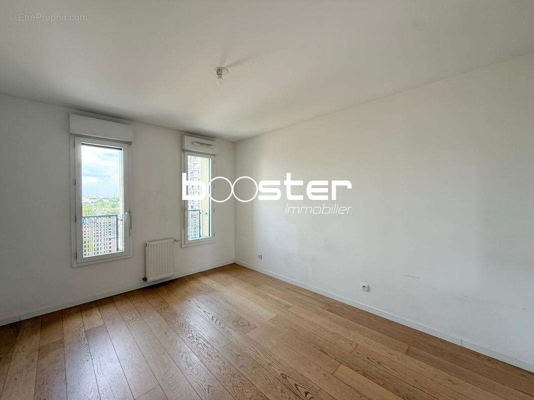 Appartement 4 Pièces en duplex - Terrasse panoramique, luminosité, confort absolu - photo 5