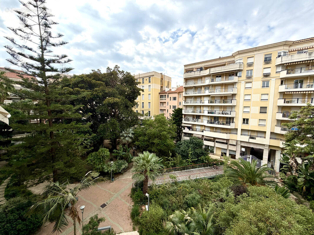 Appartement à MENTON