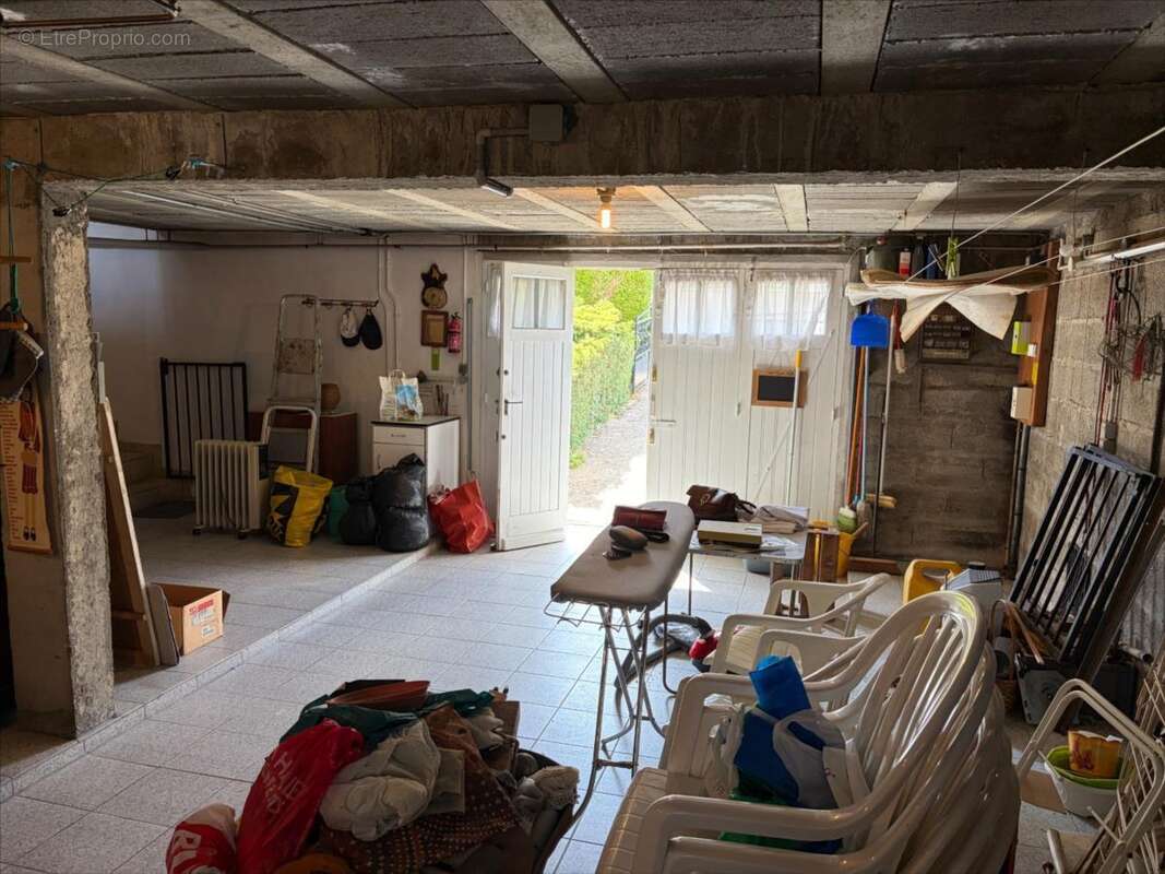 Maison 82 m² à Saint-Georges-Les-Baillargeaux  - photo 9
