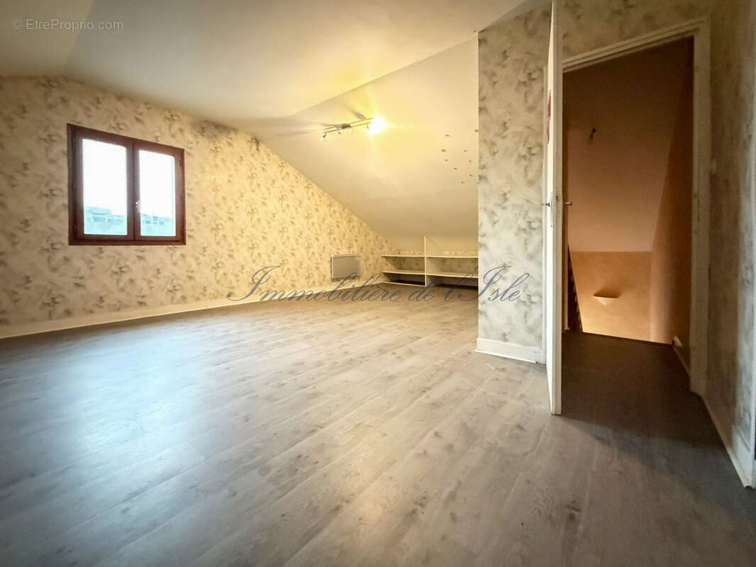 Appartement à CHAMPCEVINEL