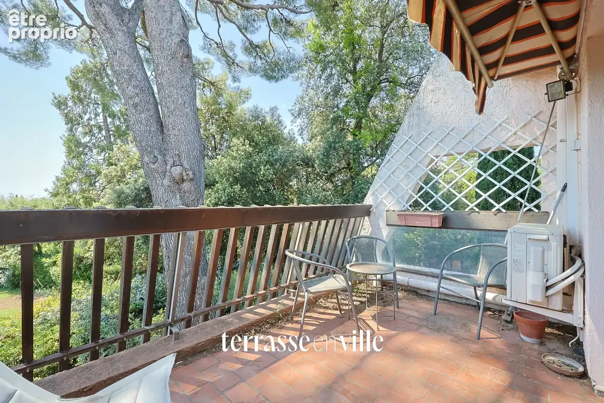 Quartier Fontsainte - T2 39m2 - Terrasse vue pinède et mer - Piscine - Parking privé - 289 000€ - photo 17