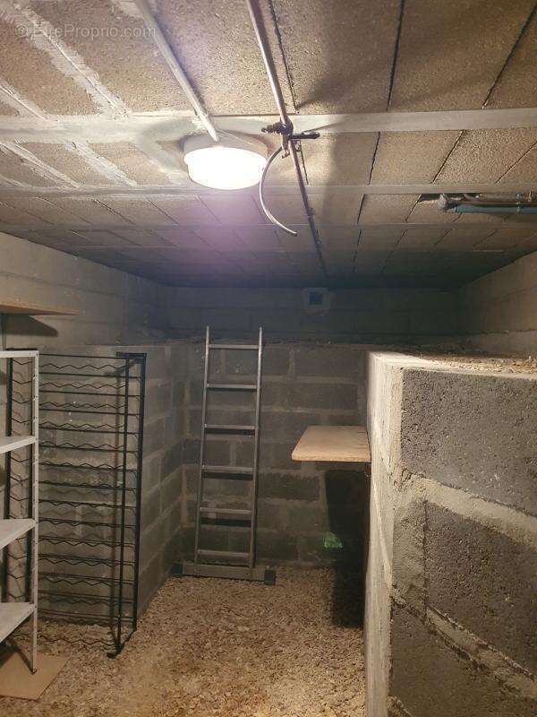 Maison à VILLEMANOCHE