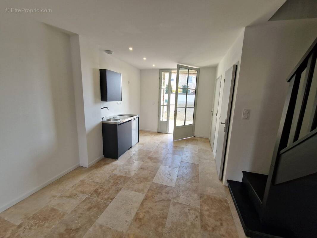 Maison à SAINTE-MARIE-LA-BLANCHE