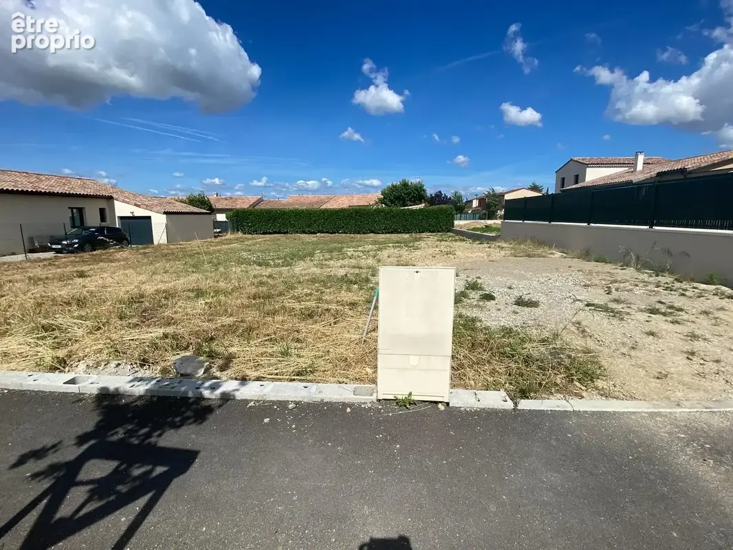 Photo Terrain à Chabeuil au prix de 181 900€