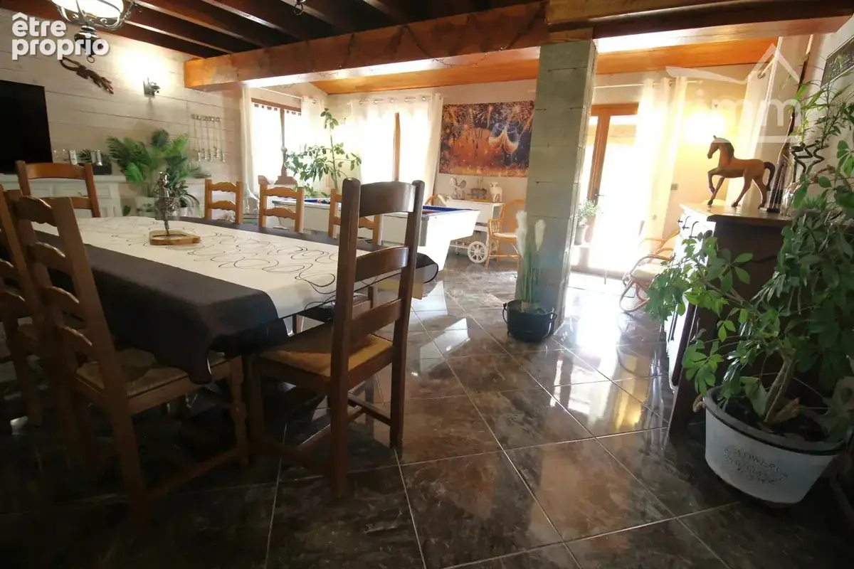 A vendre une propriété d'exception avec des gites sur un grand terrain - photo 3