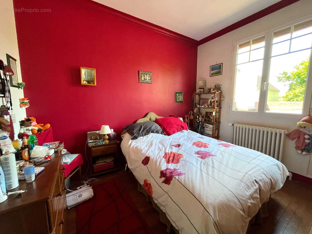 Maison à BONNIERES-SUR-SEINE