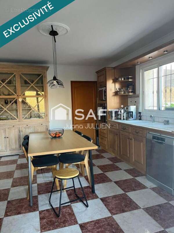 Maison 145 m² à Ollieres  - photo 3