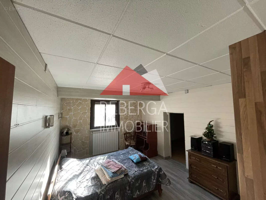 Maison à SAINT-AMANS-SOULT