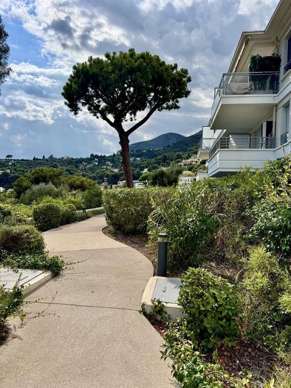 Appartement à ROQUEBRUNE-CAP-MARTIN