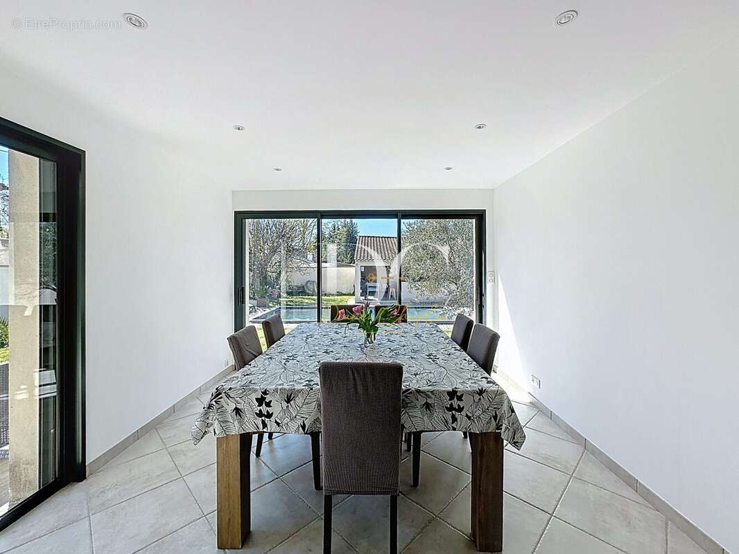 Salle à manger - Maison à CAVAILLON