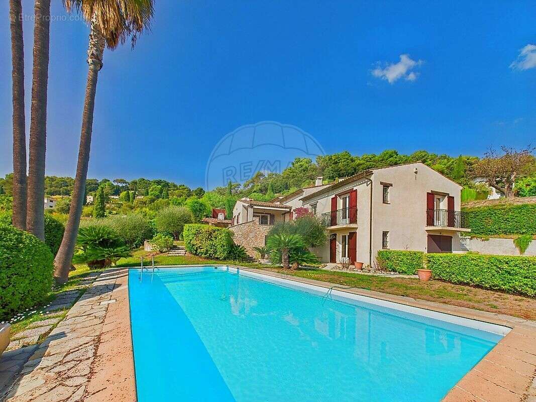 Maison à LA COLLE-SUR-LOUP