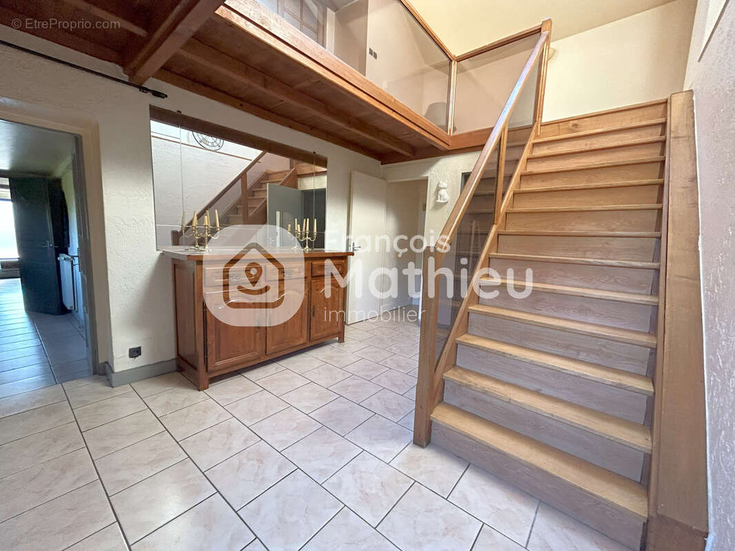 Maison à SAINT-TRIVIER-SUR-MOIGNANS