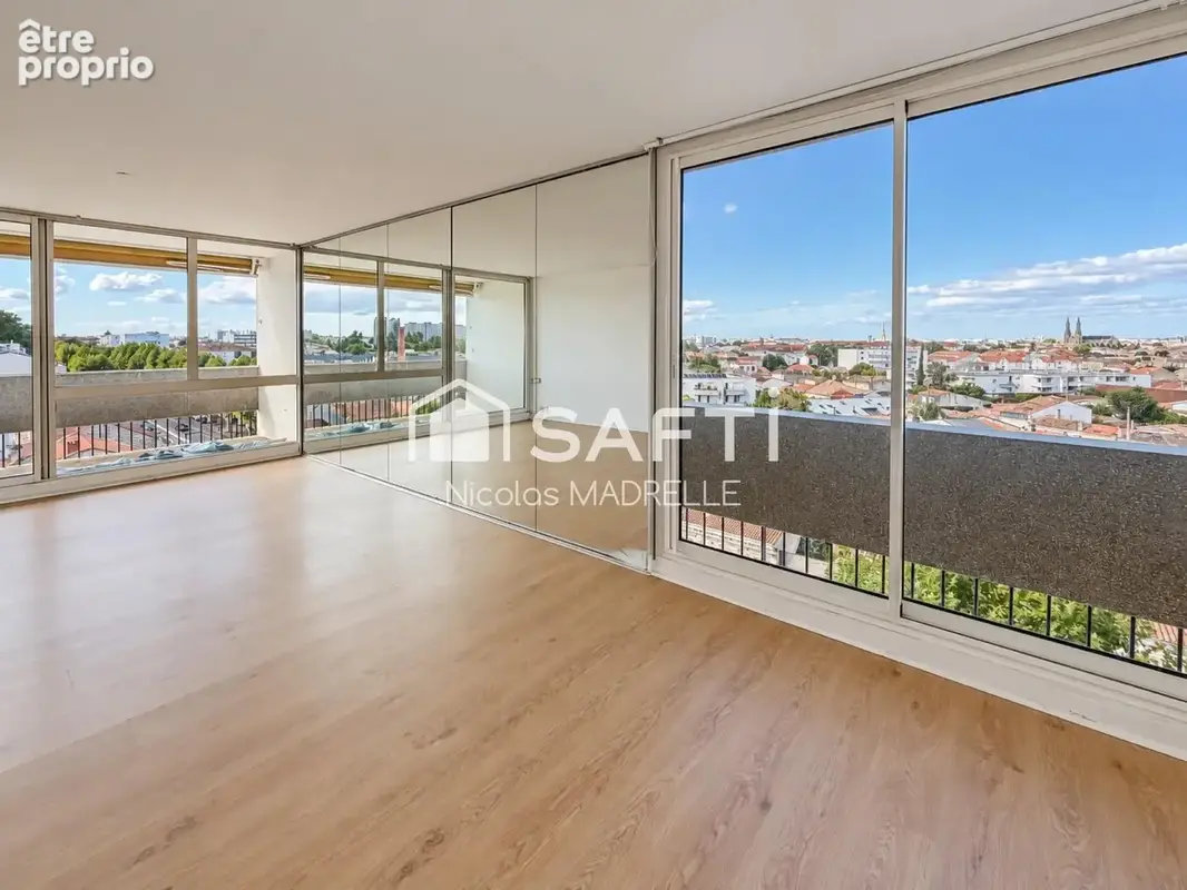 Photo 1 - Appartement à BORDEAUX