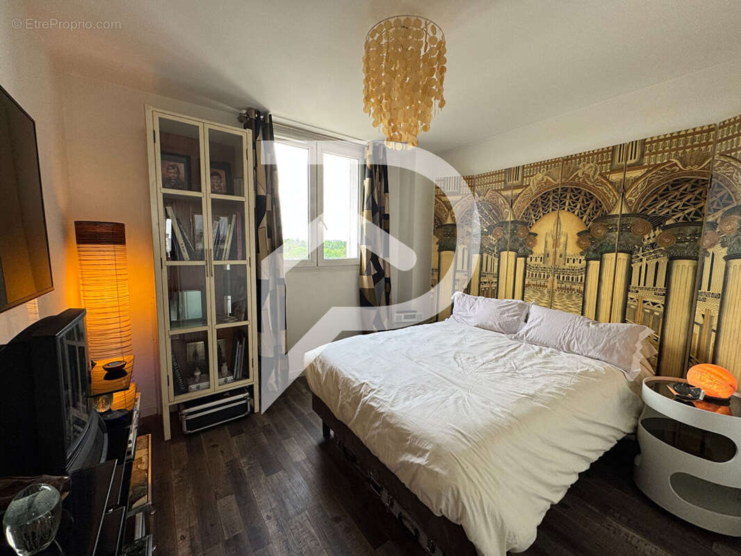 Appartement à COLOMBES