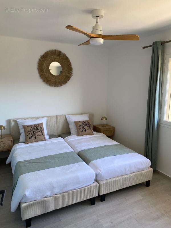 Appartement à SIX-FOURS-LES-PLAGES