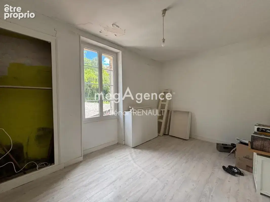 Immeuble de rapport 200m² avec local commercial et appartement – Centre-ville du Bugue - photo 6
