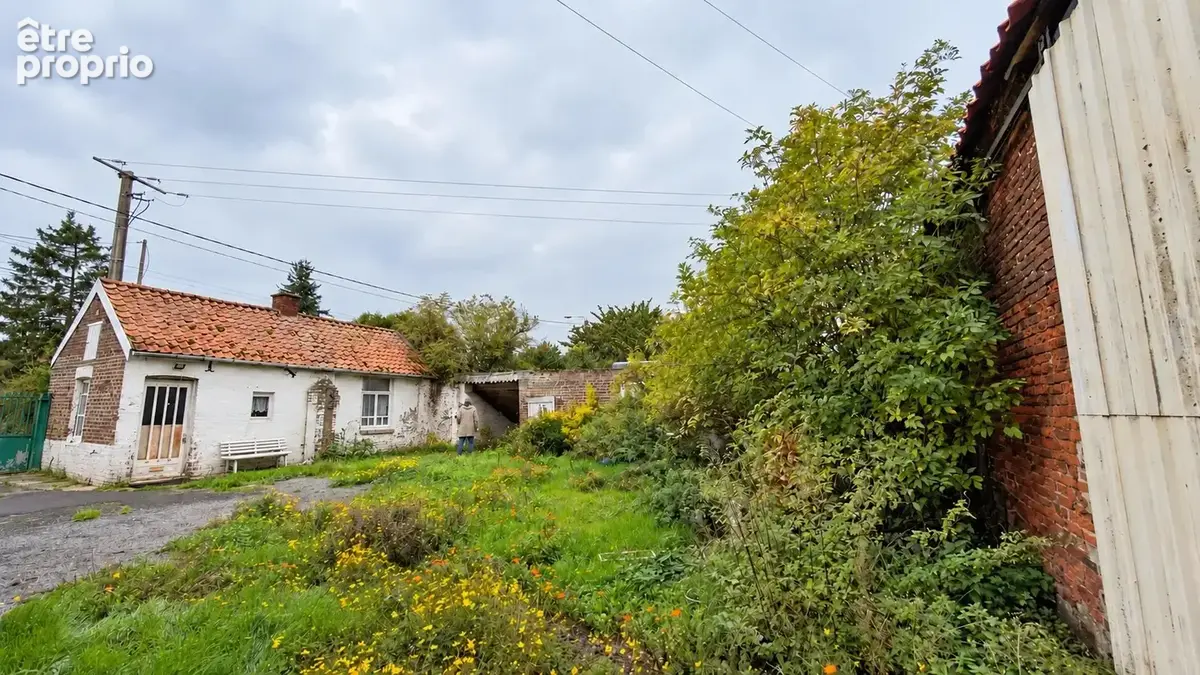 Fermette avec grange, dépendances, cour et jardin - photo 4