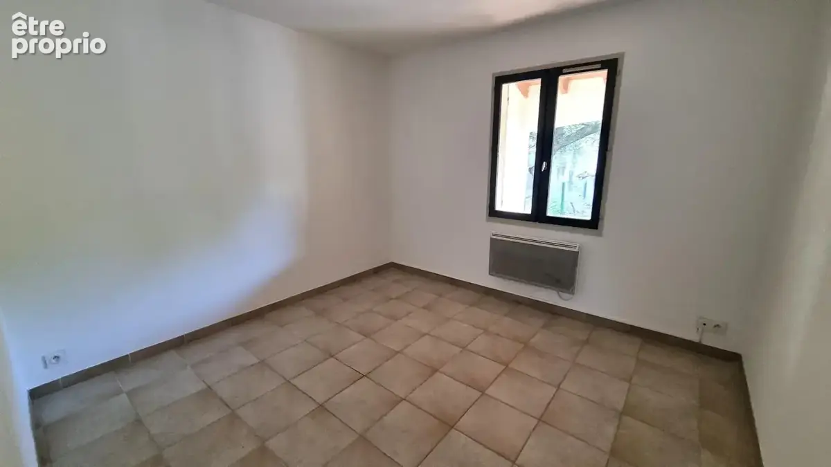 Maison 6 pièces 121 m² à vendre à Uchaud (30620) - photo 7