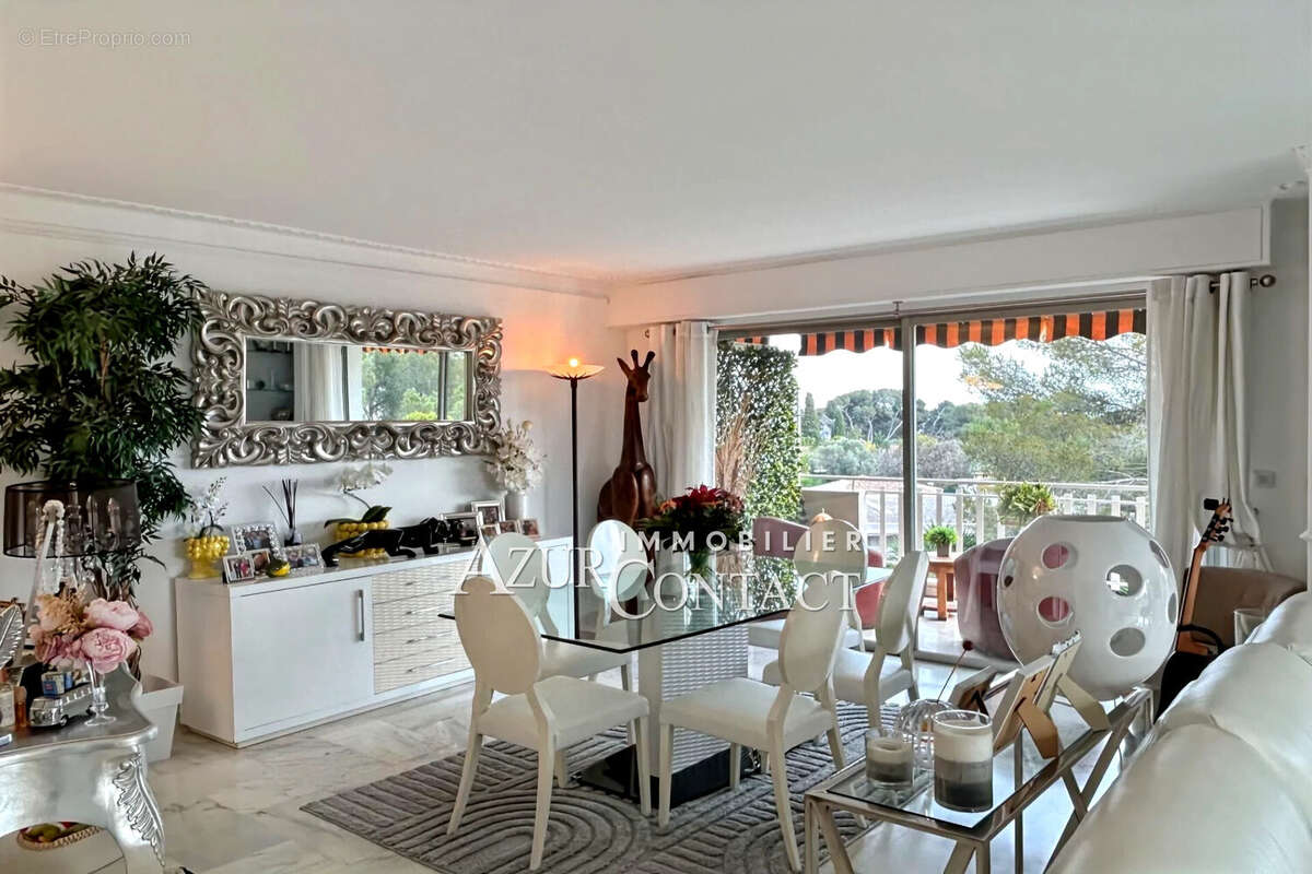 Appartement à LE CANNET