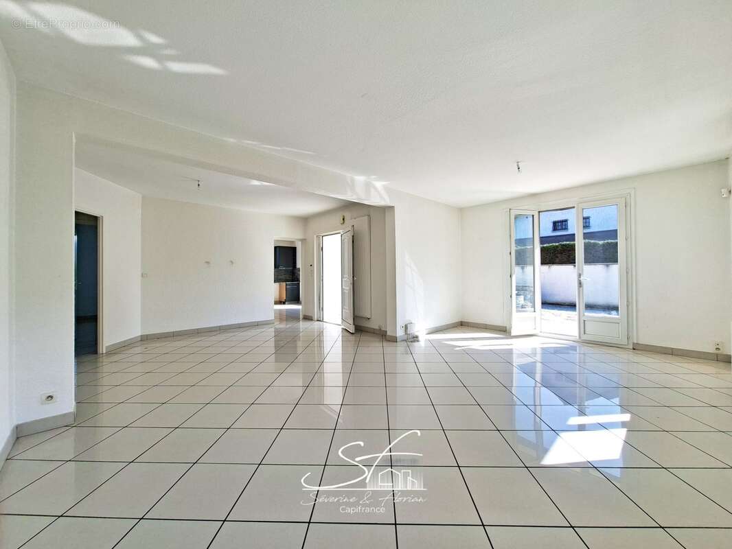 Maison 6 pièces à vendre à CHAPAREILLAN (38) - photo 3