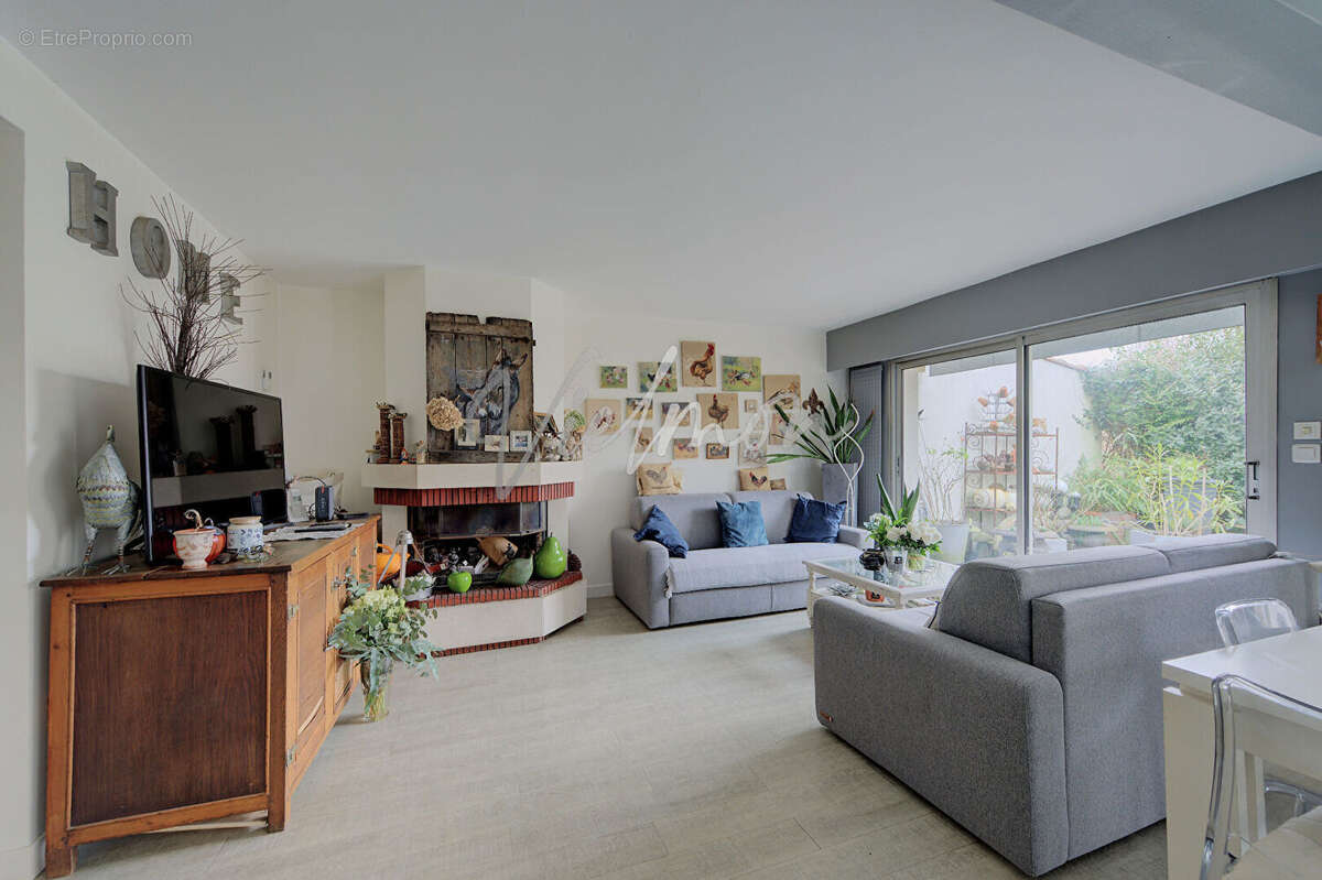 Maison à NOISY-LE-ROI