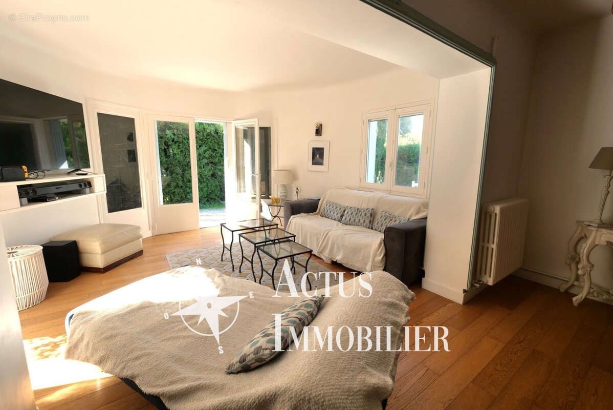 Maison à SALON-DE-PROVENCE