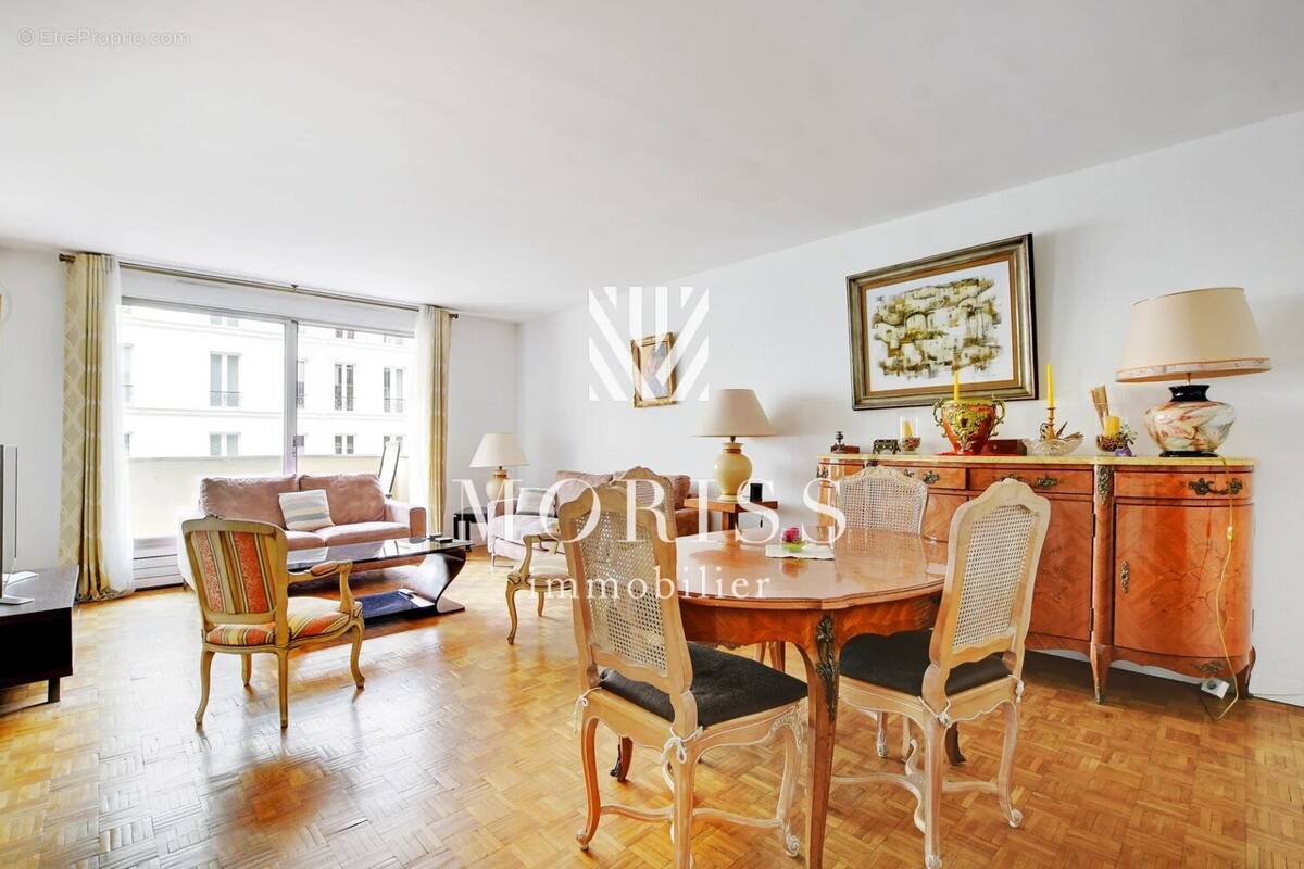 Appartement à PARIS-20E