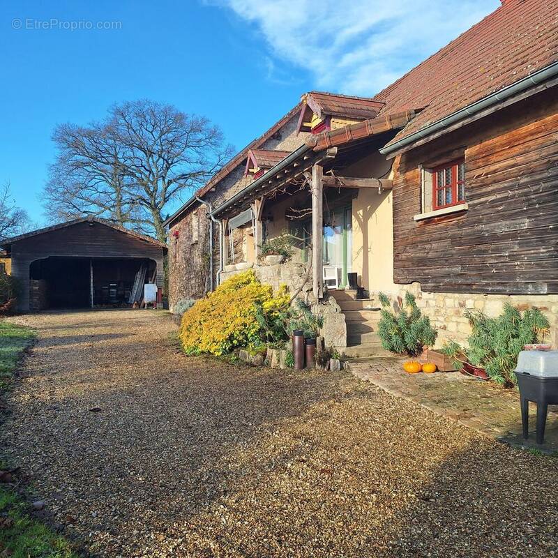 Photo 1 - Maison à SAINT-EMILAND