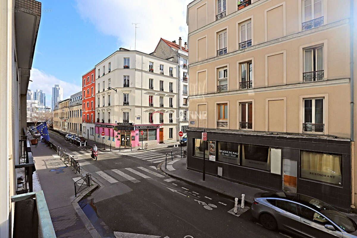 Appartement à PARIS-18E