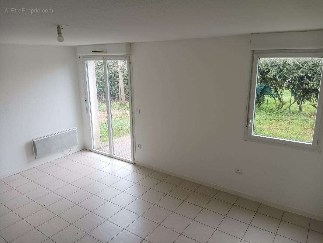 Maison à MONTECH