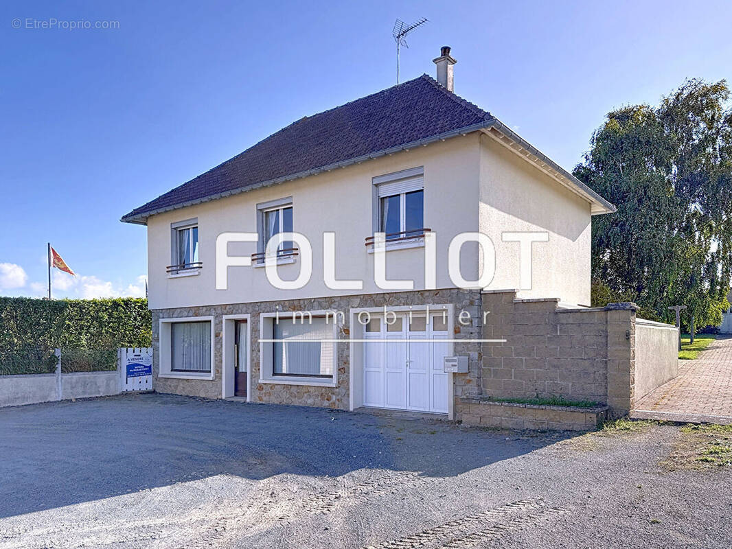 Maison à GOUVILLE-SUR-MER